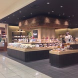 大丸食品フロア ほっぺタウン