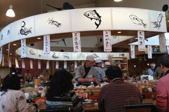 江戸前回転鮨 弥一 宮街道店